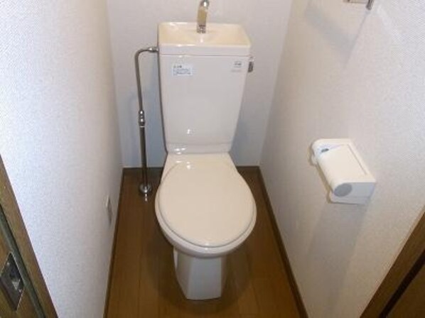 ラ・フロレスタ壱番館の物件内観写真